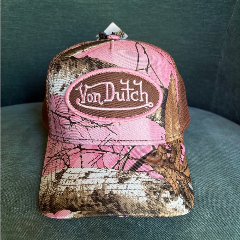 New Von Dutch Trucker Hat - Realtree Pink Camo Style
